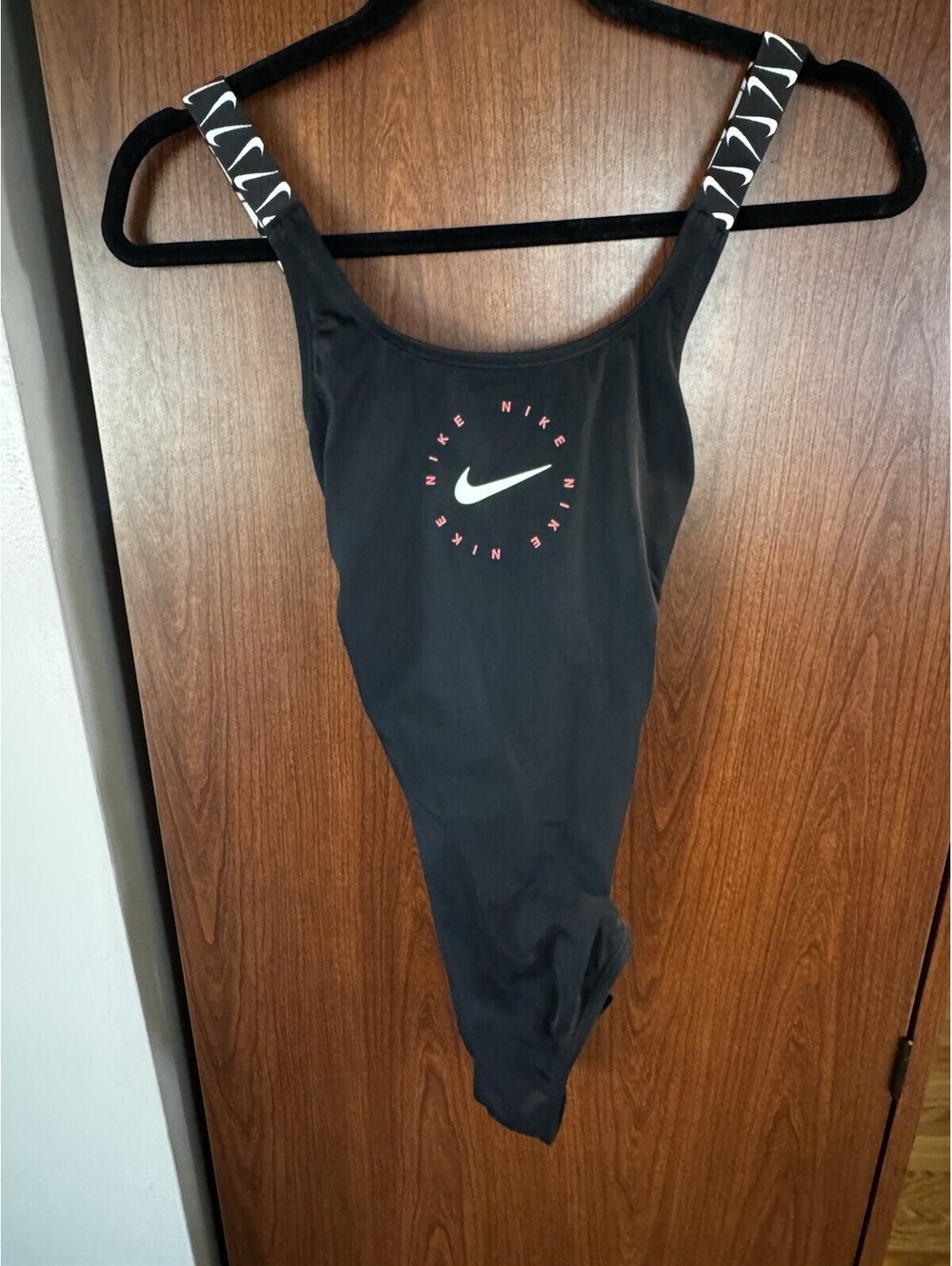 Nike One Piece Swimsuit XL Black Criss Cross Logo Strap Athletic Swim